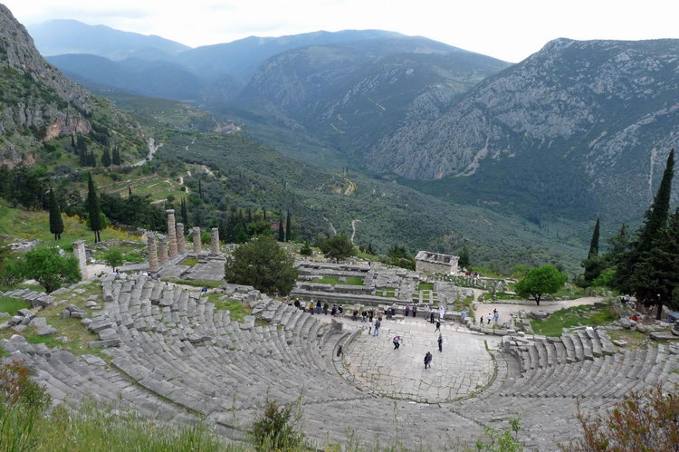 delphitheater.jpg